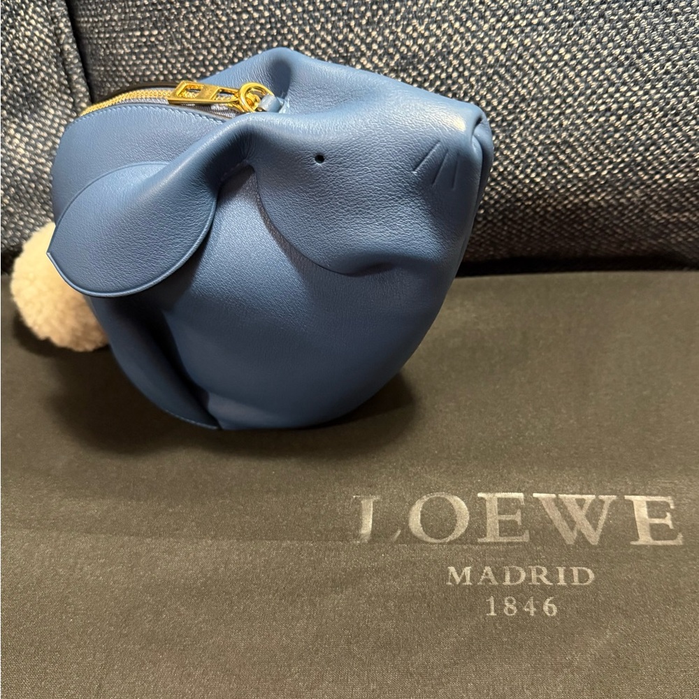 LOEWE AUTHENTIC BLUE LEATHER BUNNY CROSSBODY BAG AND COLLECTIBLE. EUC.